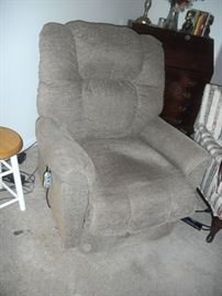 power-assist chair, with heat & 2 vibration settings, 2 way recline, 9v battery backup, Tahoe Bark fabric