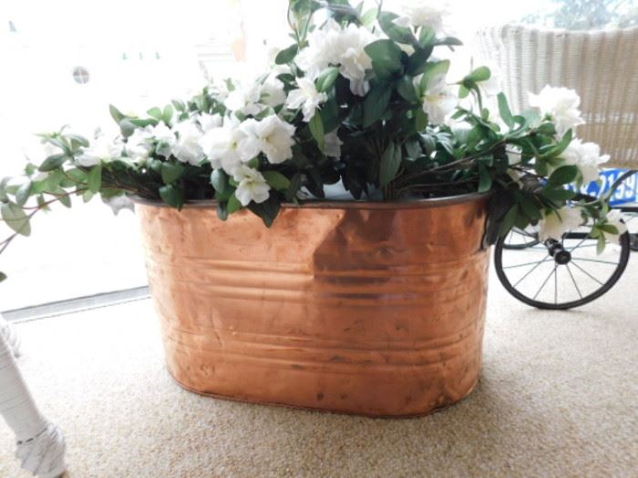 Copper wash bucket