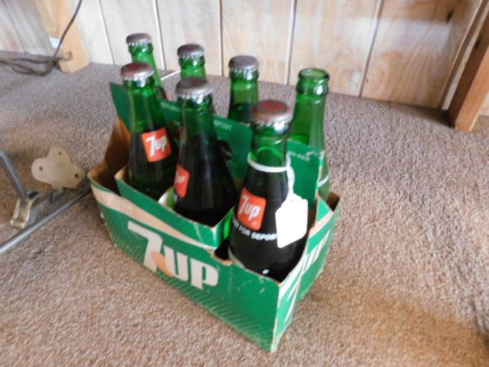 Vintage 7up bottles