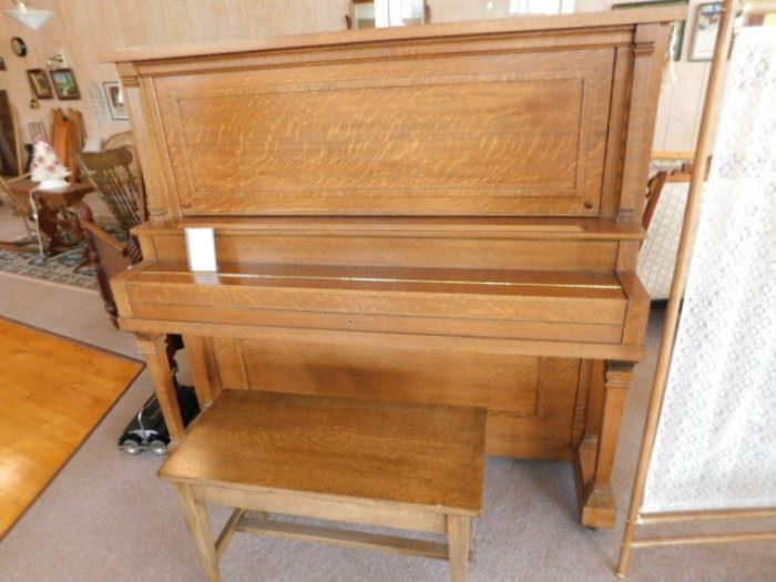 Oak Decker piano