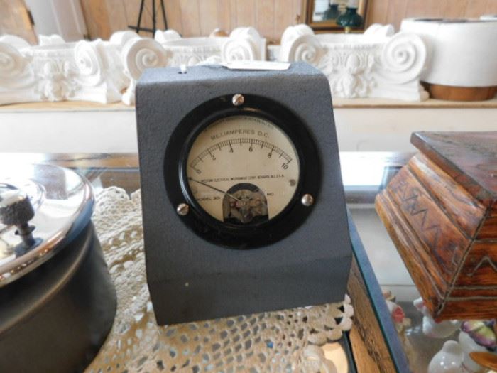 Volt meter