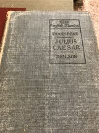 1901 Julius Caesar Book