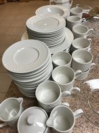 Nice Dish Set for 12