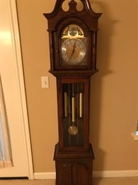 Rare Hershede Grandmother clock