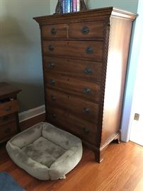 7 Drawer Dresser - $ 380.00 Durham Furniture