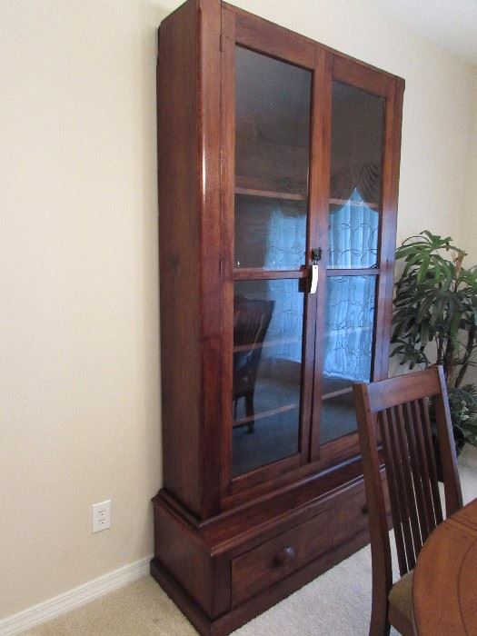 Another view of the 7ft cabinet
