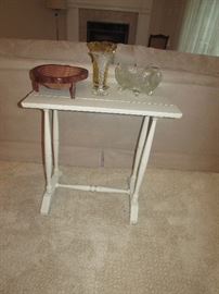 White wooden vintage table.  Nice vintage glassware