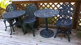 Looks like iron but they are plastic...NO RUST!