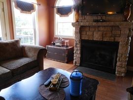 habersham  painted  coffee  table (as  shown),vintage  trunk