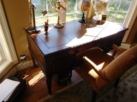 Hooker   desk,chair