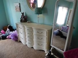 girls  french  style  triple  dresser  with  mirror  only