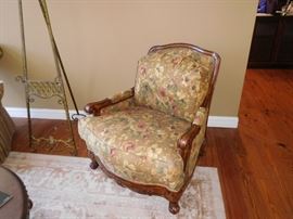Broyhil   floral  chair