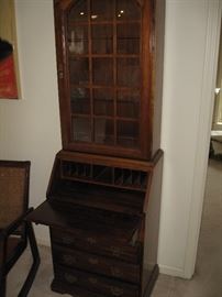 Secretary Cabinet/Desk...