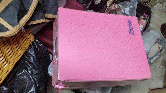 BARBIE CASE