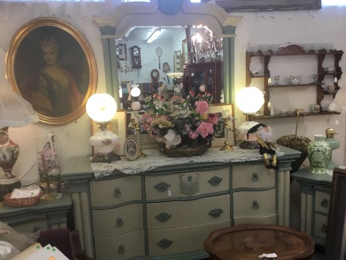 Vintage Painyed Dresser Mirror & Nightstands