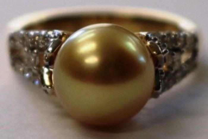 South Sea Pearl & Diamond Ring Appraised $4,070