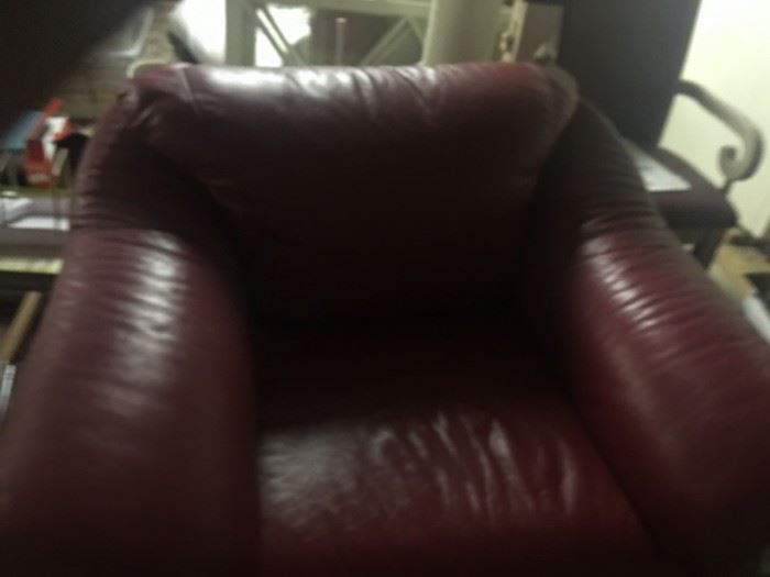 leather chair (good condition)