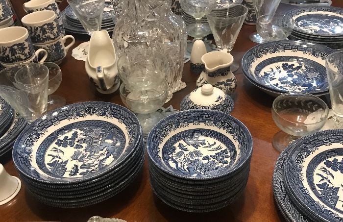 new/newer blue willow ware/lots 