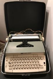 Smith-Corona "Coronet" Electric Typewriter
