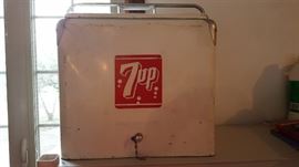 Vintage 7 UP cooler
