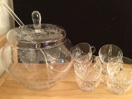 Unique lidded embossed punch bowl w/7 handled cups
