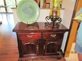 thomasville buffet server