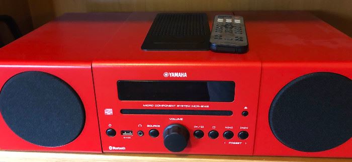 Yamaha Micro Component System MCR-B142 https://ctbids.com/#!/description/share/45949