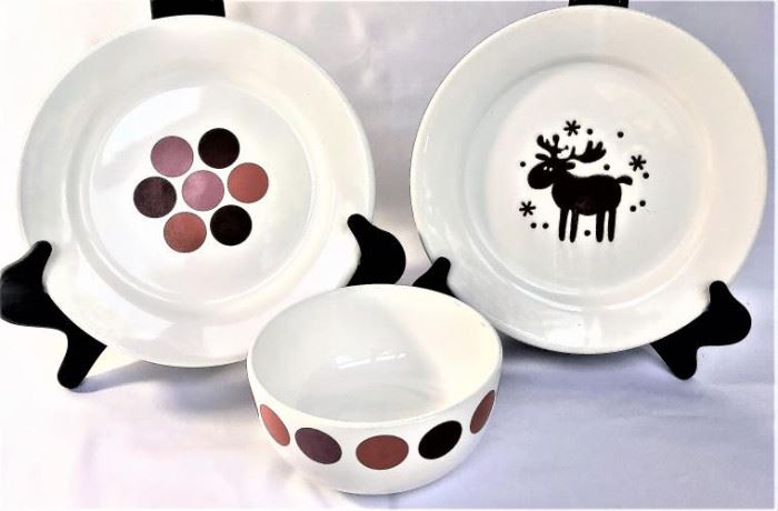 Waechtersbach Two Style Ceramic Dish Sets https://ctbids.com/#!/description/share/45951