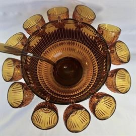 Vintage Amber Punch Bowl Set https://ctbids.com/#!/description/share/45953