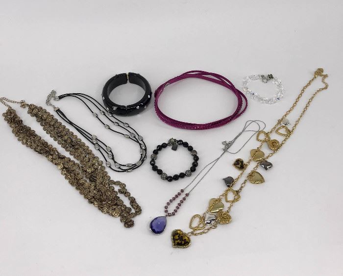 Swarovski to Betsy Johnson Jewelry       https://ctbids.com/#!/description/share/45996