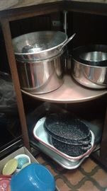 Baking pans