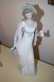 Lladro, bisque.