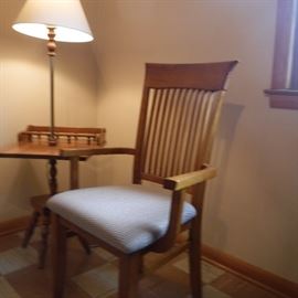 Colonial Table and Lamp stand, Pull up chair http://www.ctonlineauctions.com/detail.asp?id=757238
