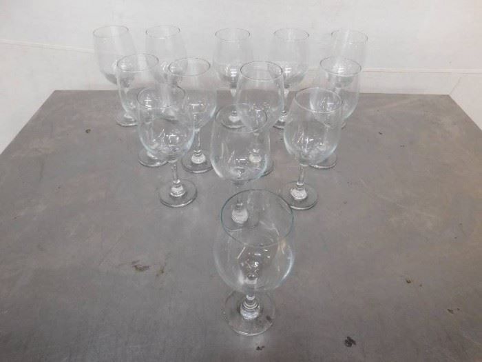 13 Large Wine Glasses