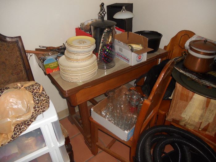 Enamel top kitchen table with chairs