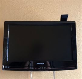 Magnavox TV with remote