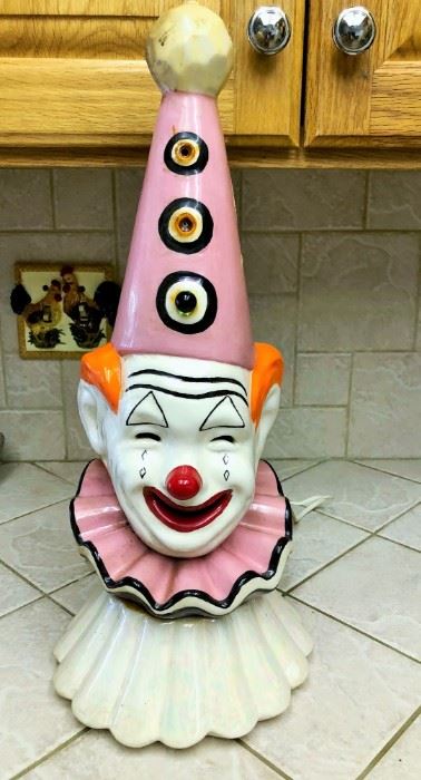 Ceramic Clown Lamp, bulb needs to be replaced