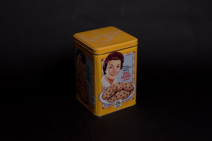 Vintage Nestle Toll House Cookie Tin