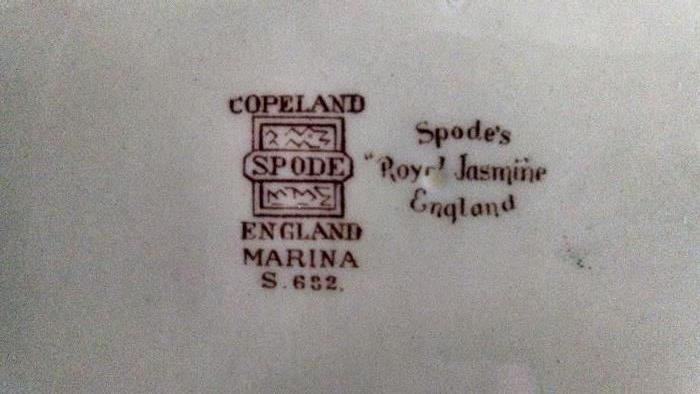 CLOSE-UP....SPODE "ROYAL JASMINE / ENGLAND ..MARINA