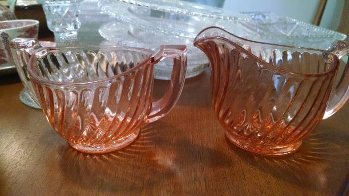 DEPRESSION GLASS CREAMER / SUGAR