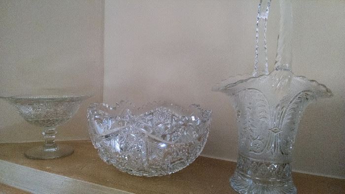 **BEAUTIFUL*** CUT-CRYSTAL PIECES