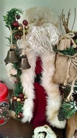 OLD WORLD COUNTRY SANTA