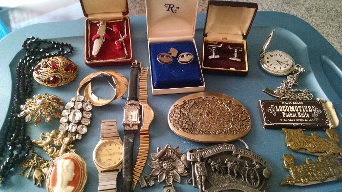 JEWELRY ASSORTMENT/ BELT BUCKLES