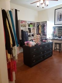 Jewelry, Shoes, Purses, Hats, Jackets, Scarves!