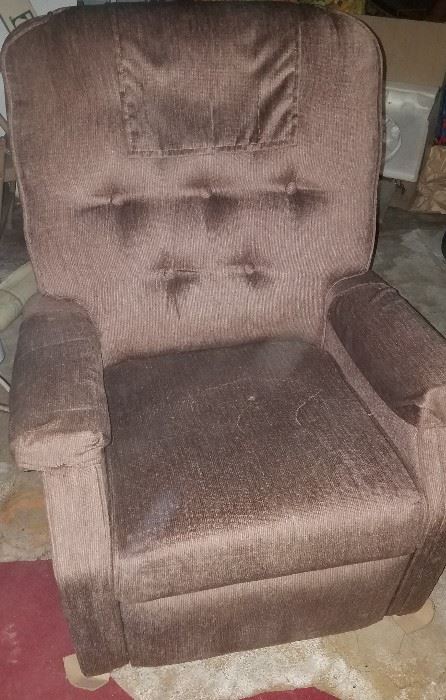 Taupe lift chair