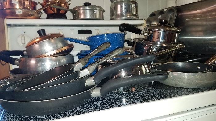 Much household and kitchenware