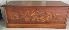 Lane Cedar-lined Wooden Chest with Pansy Decoration
