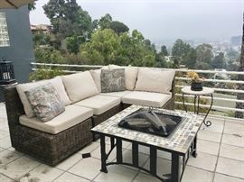 Outdoor Sectional Seating around Fire-Pit