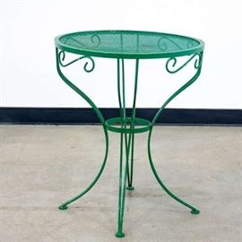 GREEN ROUND SCROLLED METAL PATIO TABLE