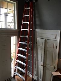 12ft. ladder, like new!